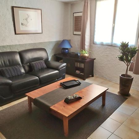 Appartement 55 M2 Proche Commerces Et Parking 里沃萨尔特 外观 照片